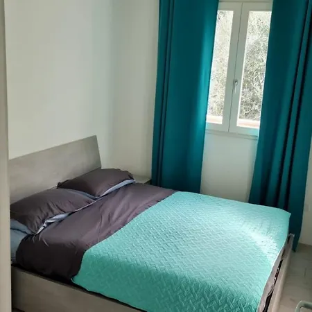 Elicriso アパート *